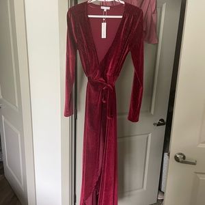 Baltic Born Serena shimmer velvet wrap dress size medium NEW with tags